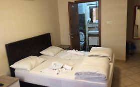 Hotel Kiwi
